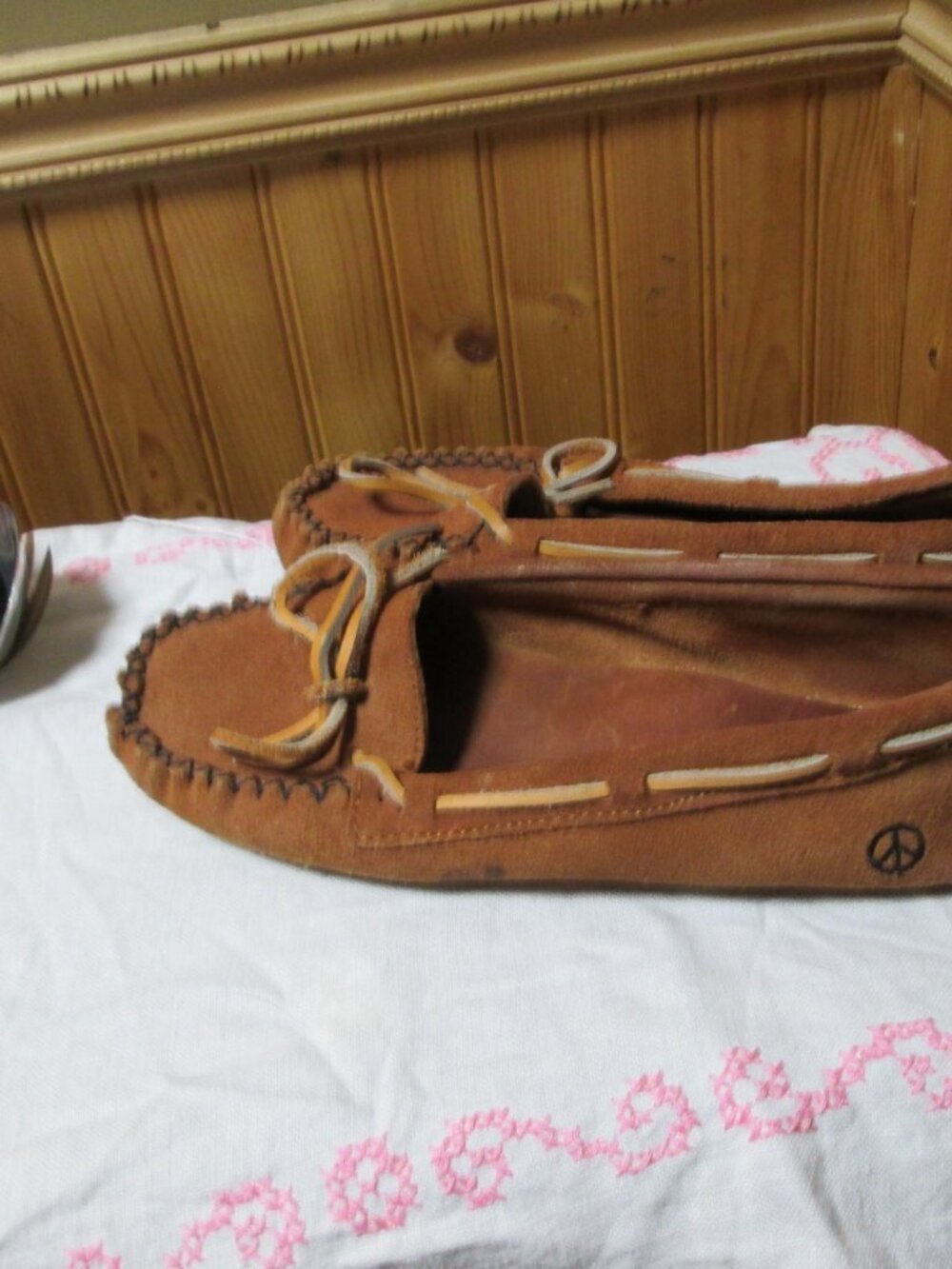 VGUC Peace suede leather moccasins sx 7 comfy mocs